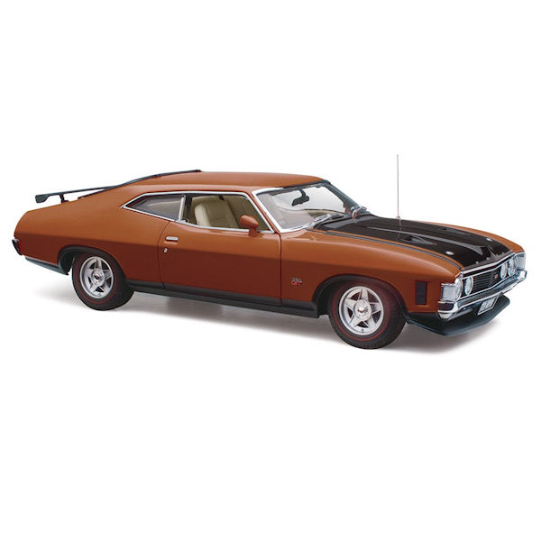 1:18 scale Ford XA Falcon RPO83 Coupe Walnut Glow