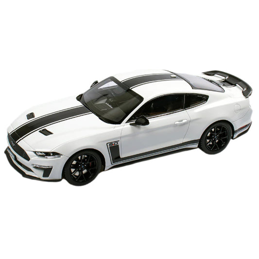 1:18 scale Ford Mustang R-Spec in Oxford White