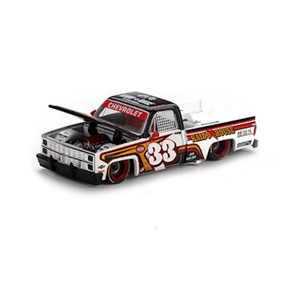 1:64 scale Chevrolet Silverado KAIDO Intimidator