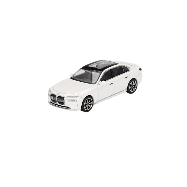 1:64 scale BMW i7 xDrive60 Mineral White