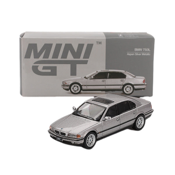 1:64 scale BMW 750IL Aspen Silver Metallic