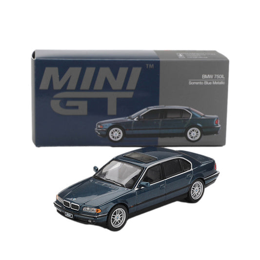 1:64 scale BMW 750IL Sorrento Blue Metallic