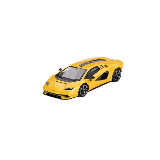 1:64 scale Lamborghini Countach LPI 800-4 New Giallo Orion